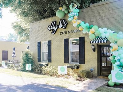 Ally B's Cafe and Bakery