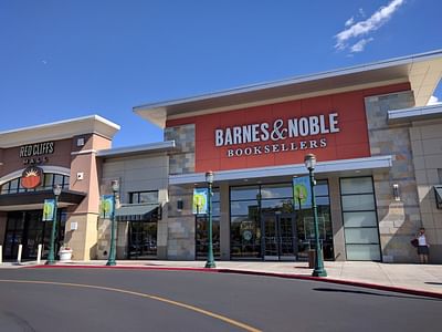 Barnes & Noble