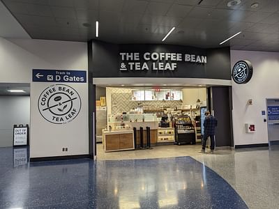 Coffee Bean & Tea Leaf