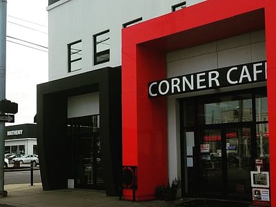 Corner Café