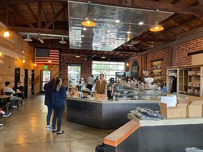 Hidden House Coffee - Santa Ana