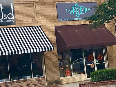 J & D Designs and Cafe