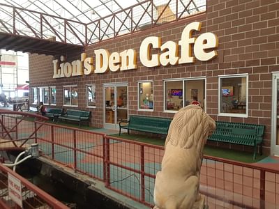 Lion's Den Café