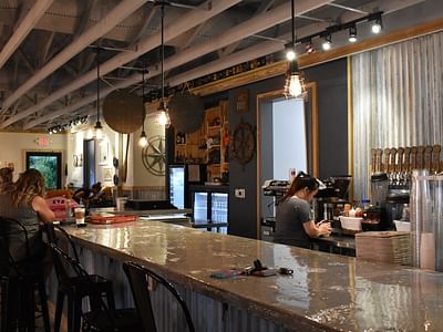 Tidal Creek Brewhouse - Brewery / Restaurant / Coffee Shop